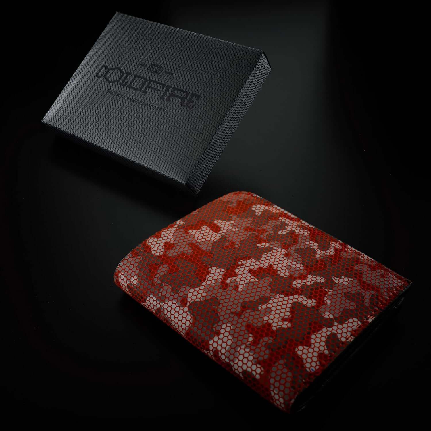 Unisex Wallet 6cc & Coin Pocket - Red | COLDFIRE - lifestyle